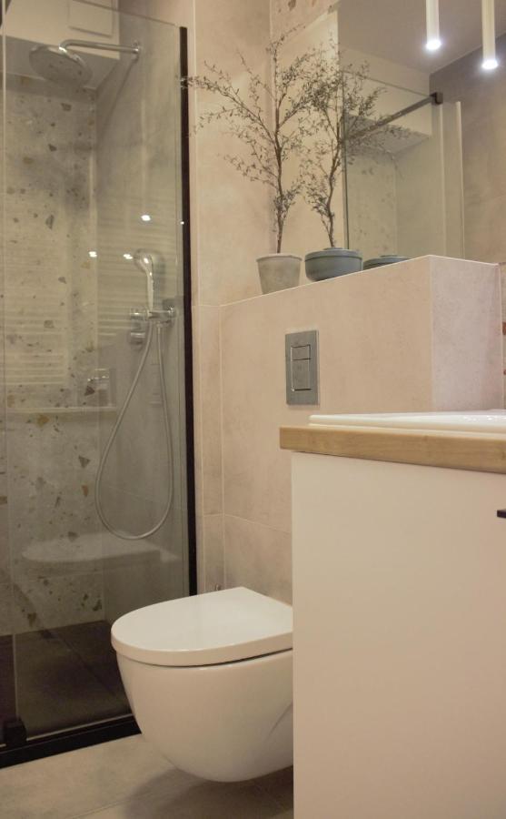 Apartamenty Na Skarpie - Niegocinska 2, Wilkasy Kültér fotó