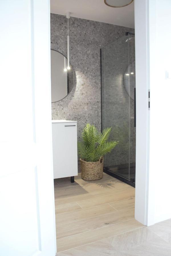 Apartamenty Na Skarpie - Niegocinska 2, Wilkasy Kültér fotó